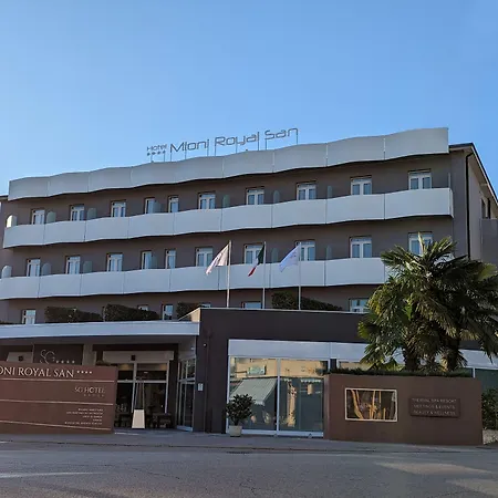 Hotel Mioni Royal San-2